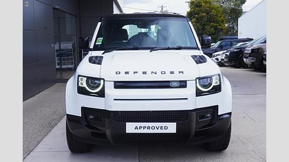 Defender 110 1
