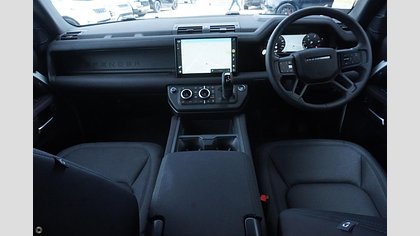 Defender 110 6