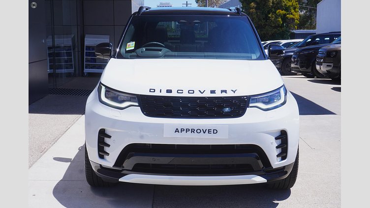 2025 Approved Land Rover Discovery Fuji White D350 Diesel Mild Hybrid Dynamic SE