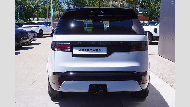2025 Approved Land Rover Discovery Fuji White D350 Diesel Mild Hybrid Dynamic SE