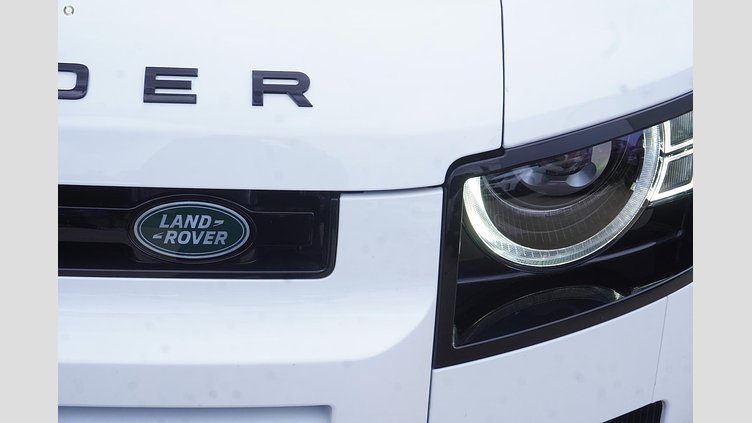 2025 Approved Land Rover Defender 110 Fuji White D350 Diesel Mild Hybrid X-Dynamic SE