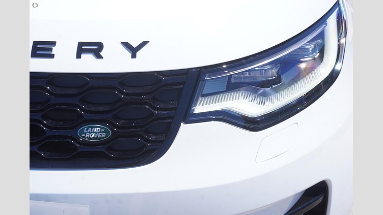 2025 Approved Land Rover Discovery Fuji White D350 Diesel Mild Hybrid Dynamic SE