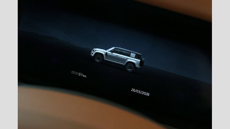 2025 New Land Rover Defender OCTA Petra Copper P635 Petrol V8 Mild Hybrid 