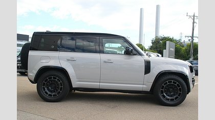 Defender OCTA 5