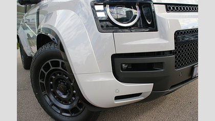 Defender OCTA 9