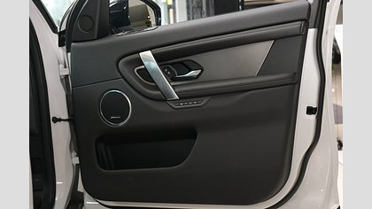 Discovery Sport 12