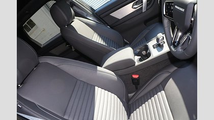 Discovery Sport 17