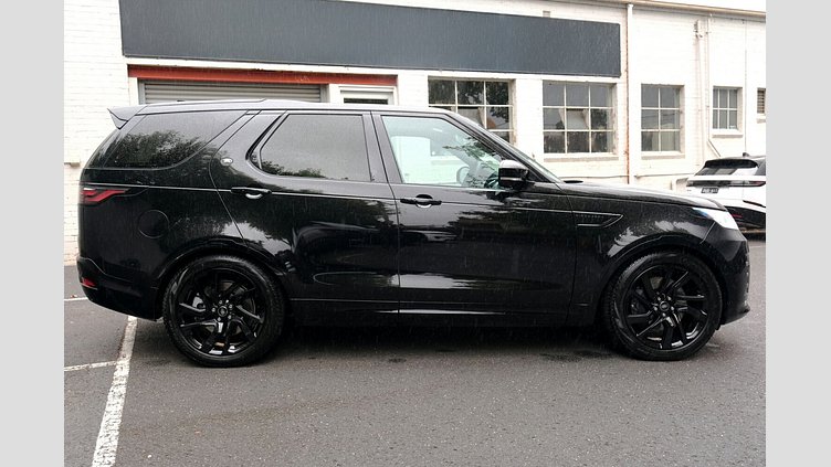 2025 Approved Land Rover Discovery Santorini Black D350 Diesel Mild Hybrid Dynamic SE