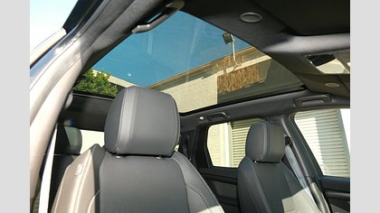 Discovery Sport 17