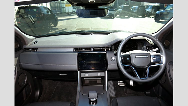 2025 Approved Land Rover Discovery Sport Santorini Black P250 Standard Wheelbase Dynamic SE