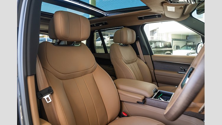 2025 New Land Rover Range Rover Constellation Blue - Gloss finish P530 4.4L Twin-Turbo V8 Petrol Mild Hybrid P530 Autobiography SWB - 25MY