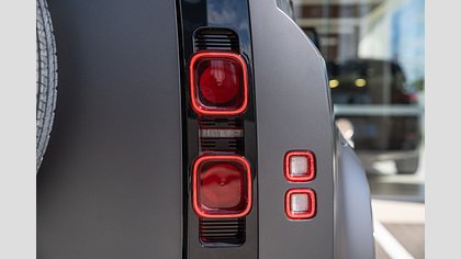 Defender 110 34
