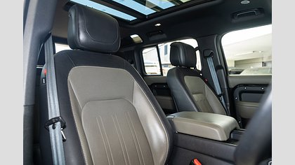 Defender 110 9