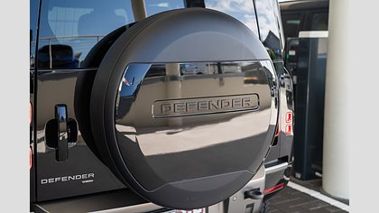 Defender 110 31