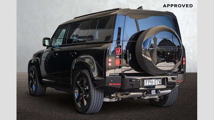 2025 Approved Land Rover Defender 110 Santorini Black D350 3.0L Inline Six Cylinder Twin-Turbo Diesel Mild Hybrid D350 X-Dynamic HSE - 25.5MY