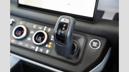 Defender 110 16