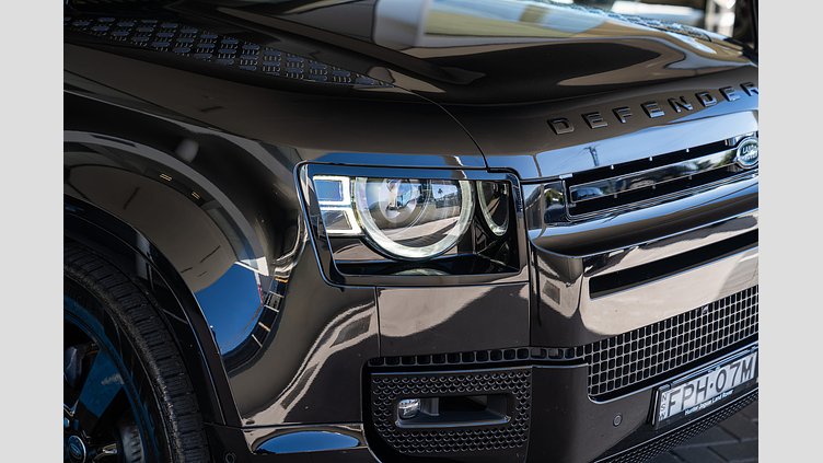2025 Approved Land Rover Defender 110 Santorini Black D350 3.0L Inline Six Cylinder Twin-Turbo Diesel Mild Hybrid D350 X-Dynamic HSE - 25.5MY