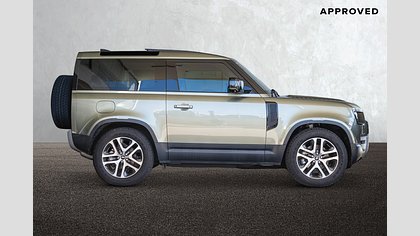 Defender 90 2