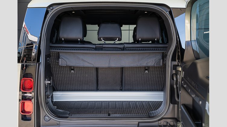 2022 Approved Land Rover Defender 90 Pangea Green D250 3.0L Inline 6 Cylinder Twin-Turbo Diesel Mild Hybrid D250 S - 23MY