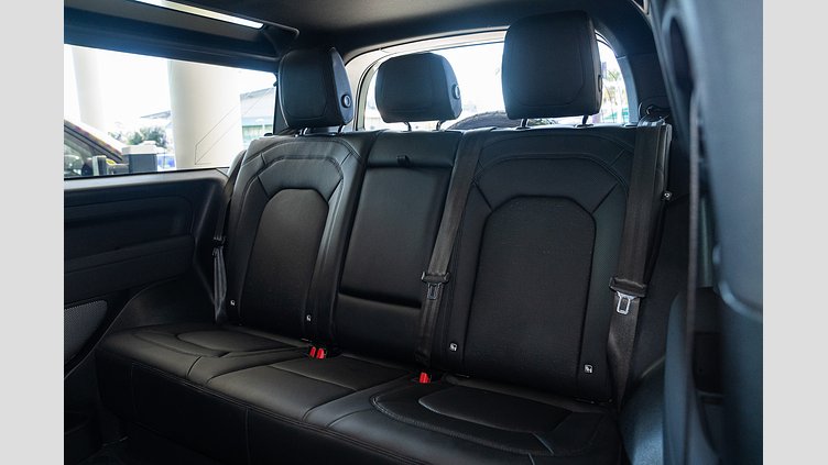 2022 Approved Land Rover Defender 90 Pangea Green D250 3.0L Inline 6 Cylinder Twin-Turbo Diesel Mild Hybrid D250 S - 23MY