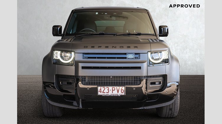 2024 Approved Land Rover Defender 110 Carpathian Grey D350 3.0L Inline 6 Cylinder Twin-Turbo Diesel Mild Hybrid D350 X-Dynamic SE - 25.5MY