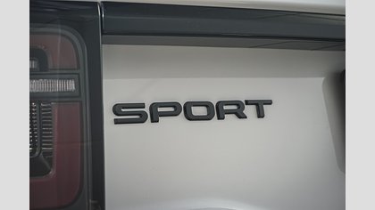 Discovery Sport 17