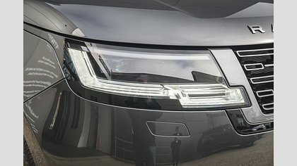 Range Rover 9