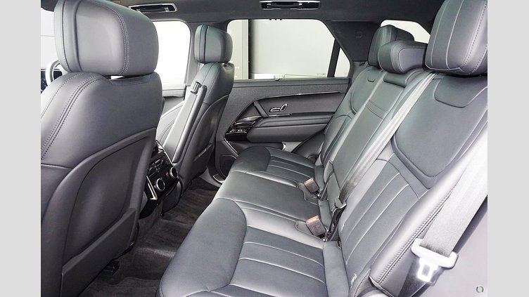 2024 Approved Land Rover Range Rover Sport Santorini Black 3.0 litre i6P​ Dynamic SE