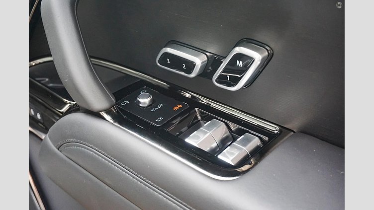 2024 Approved Land Rover Range Rover Sport Santorini Black 3.0 litre i6P​ Dynamic SE