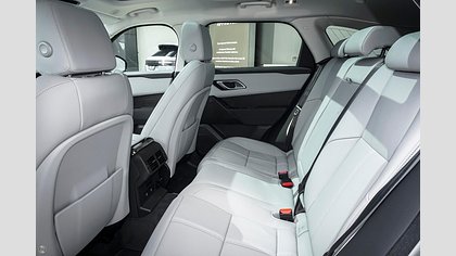 Range Rover Velar 8