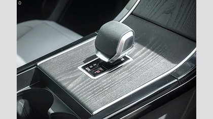 Range Rover Velar 14