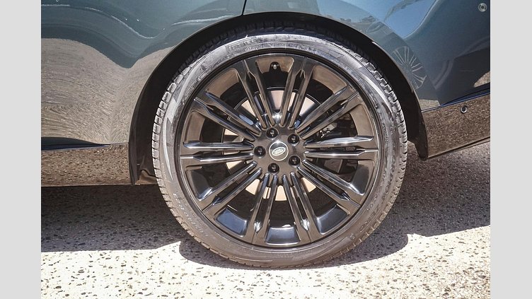2024 Approved Land Rover Range Rover Belgravia Green P530 Petrol Mild Hybrid Standard Wheelbase Autobiography