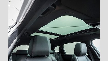 Range Rover Velar 14
