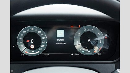 Range Rover Velar 11