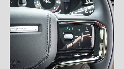 Range Rover Velar 10