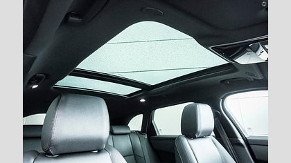 Range Rover Velar 14