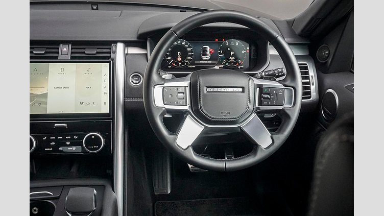 2024 Approved Land Rover Discovery Santorini Black D300 Diesel Mild Hybrid Standard Wheelbase Dynamic HSE