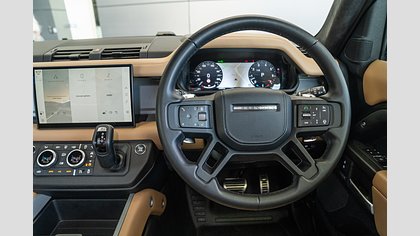 Defender 90 11