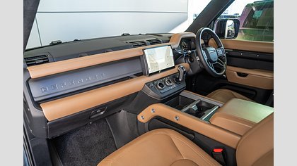 Defender 90 6