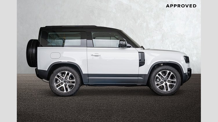 2025 Approved Land Rover Defender 90 Fuji White D250 3.0L Inline 6 Cylinder Twin-Turbo Diesel Mild Hybrid D250 S - 26MY