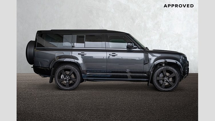 2024 Approved Land Rover Defender 130 Carpathian Grey P400 3.0L Inline 6 Cylinder Twin-Turbo Petrol Mild Hybrid P400 X-Dynamic SE - 25MY