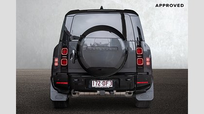 Defender 130 4