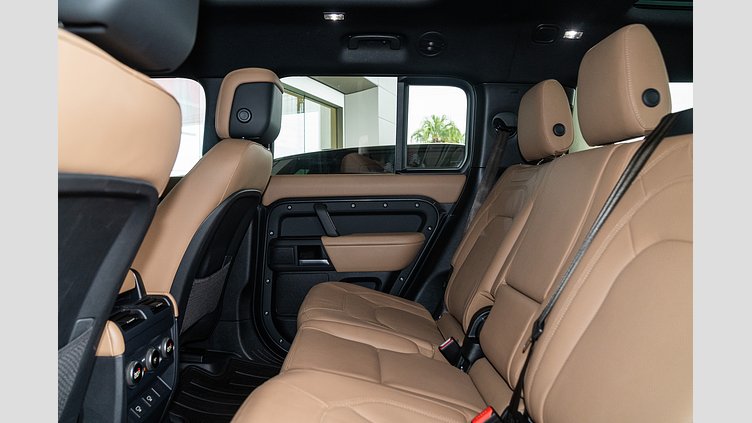 2024 Approved Land Rover Defender 130 Carpathian Grey P400 3.0L Inline 6 Cylinder Twin-Turbo Petrol Mild Hybrid P400 X-Dynamic SE - 25MY
