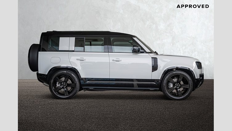 2026 Approved Land Rover Defender 110 Fuji White D350 3.0L Inline Six Cylinder Twin-Turbo Diesel Mild Hybrid D350 X-Dynamic SE - 26MY