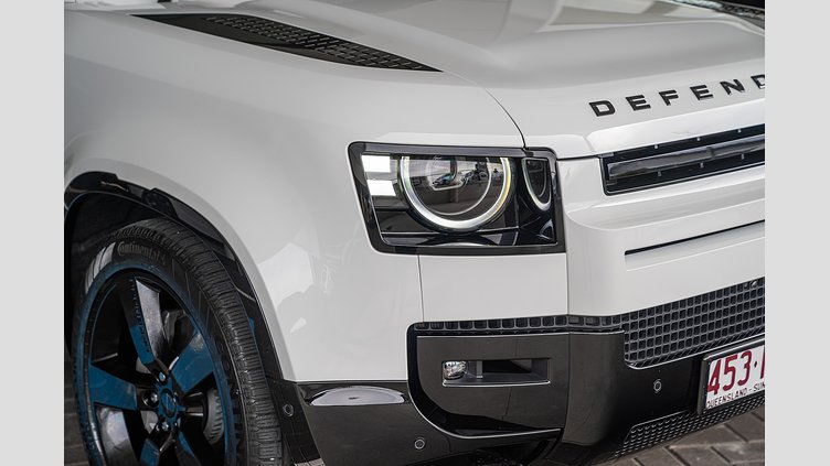 2026 Approved Land Rover Defender 110 Fuji White D350 3.0L Inline Six Cylinder Twin-Turbo Diesel Mild Hybrid D350 X-Dynamic SE - 26MY