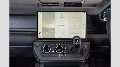 Defender 110 19