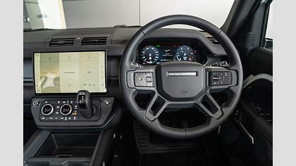 Defender 110 12