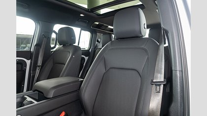 Defender 110 7