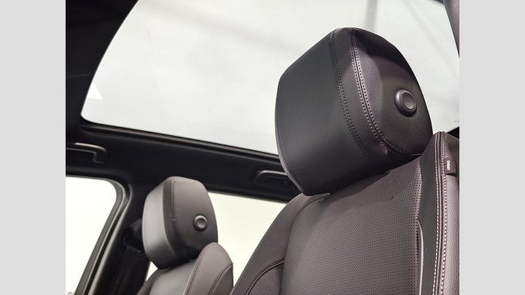 2024 Approved Land Rover Discovery Sport Silicon Silver Petrol Plug-in Electric Hybrid Standard Wheelbase Dynamic SE