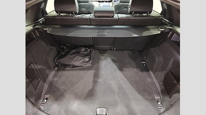 Discovery Sport 9